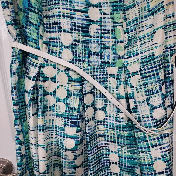 JM Studio Blue, Green & White Dot Geometric Print Sleeveless Dress in Size 18 - Picture 6 of 14